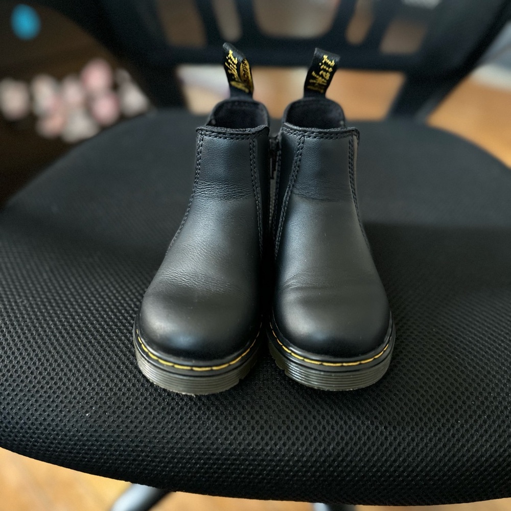 Dr. Martens Toddler Chelsea Boot